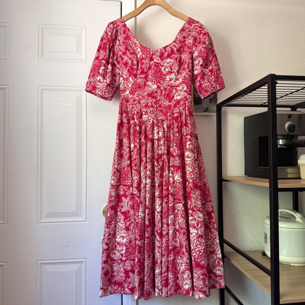 LAURA ASHLEY vintage red floral cottage prairie puff sleeve milkmaid midi dress